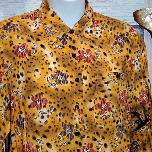 Rayon Animal Print & Flowers Long Sleeve Blouse Shirt Susan Gail Sz L Large - Picture 1 of 7